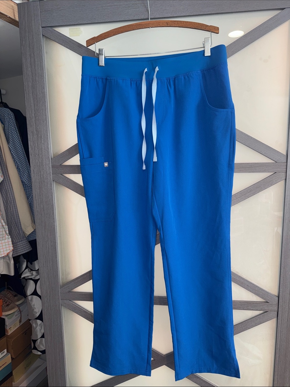 FIGS Kade Cargo Scrub Pants Large Regular Blue NWT